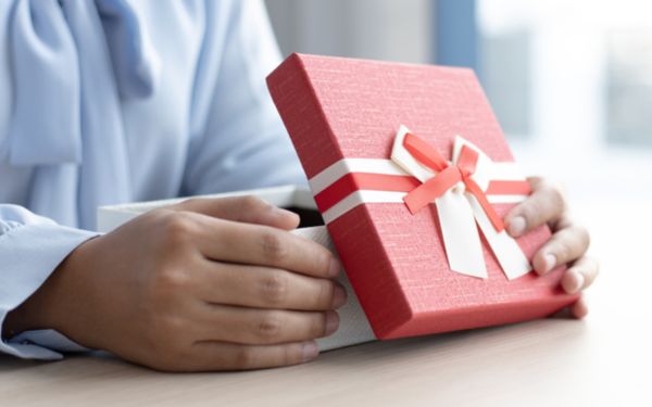 The Art of Gifting: When Less is More